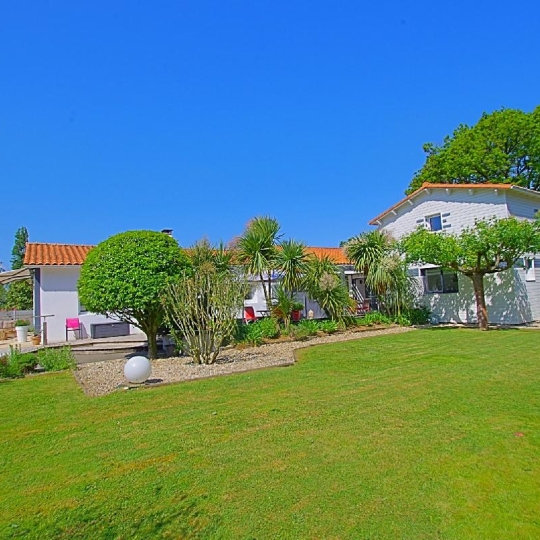 Cote & Sables Immobilier : Maison / Villa | GROSBREUIL (85440) | 259.00m2 | 525 000 € Cote & Sables Immobilier : Maison / Villa | GROSBREUIL (85440) | 259.00m2 | 525 000 €