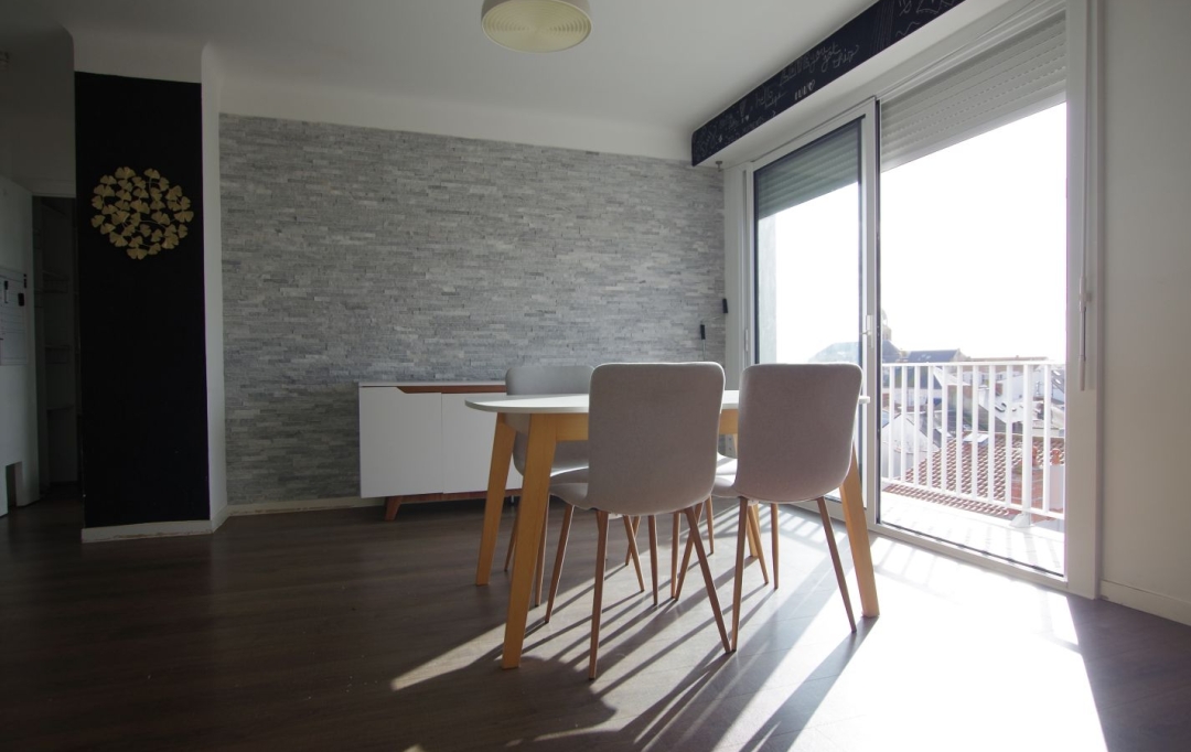 Cote & Sables Immobilier : Appartement | LES SABLES-D'OLONNE (85100) | 71 m2 | 850 € 