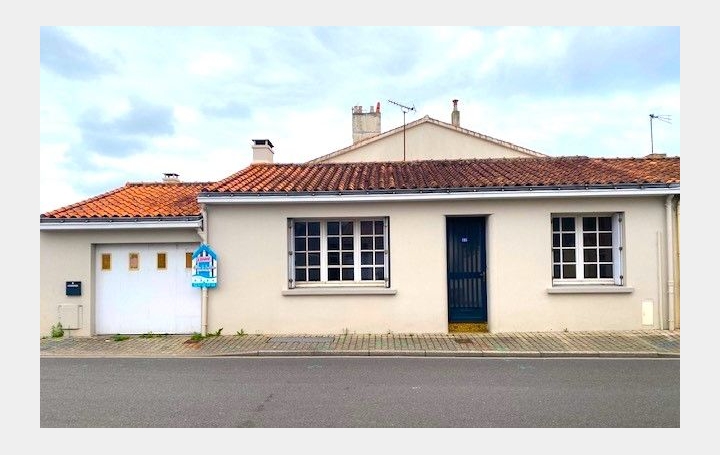 Maison   LES SABLES-D'OLONNE  75 m2 237 900 € 