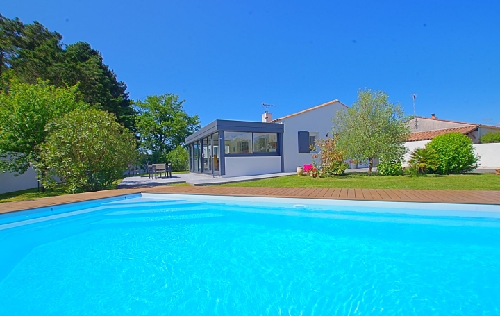  Cote & Sables Immobilier Maison / Villa | L'ILE-D'OLONNE (85340) | 220 m2 | 689 900 € 